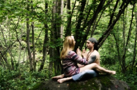 "Accedi allora alla beatitudine dell'estasi amorosa". (Vijñānabhairava Tantra)